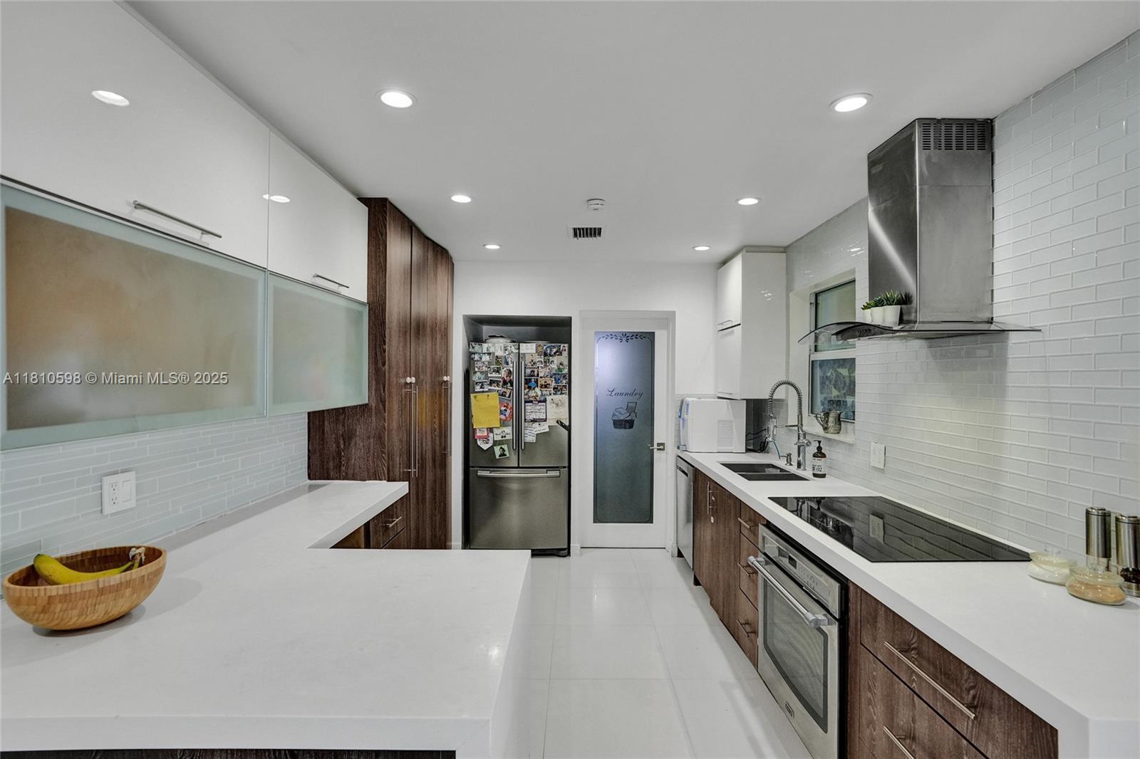 Property for Sale at 2575 Ne 214th St, Miami, Broward County, Florida - Bedrooms: 4 
Bathrooms: 2  - $1,075,000