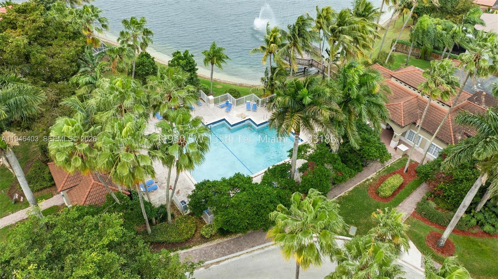 FOUR LAKES SEC 7 - Residential