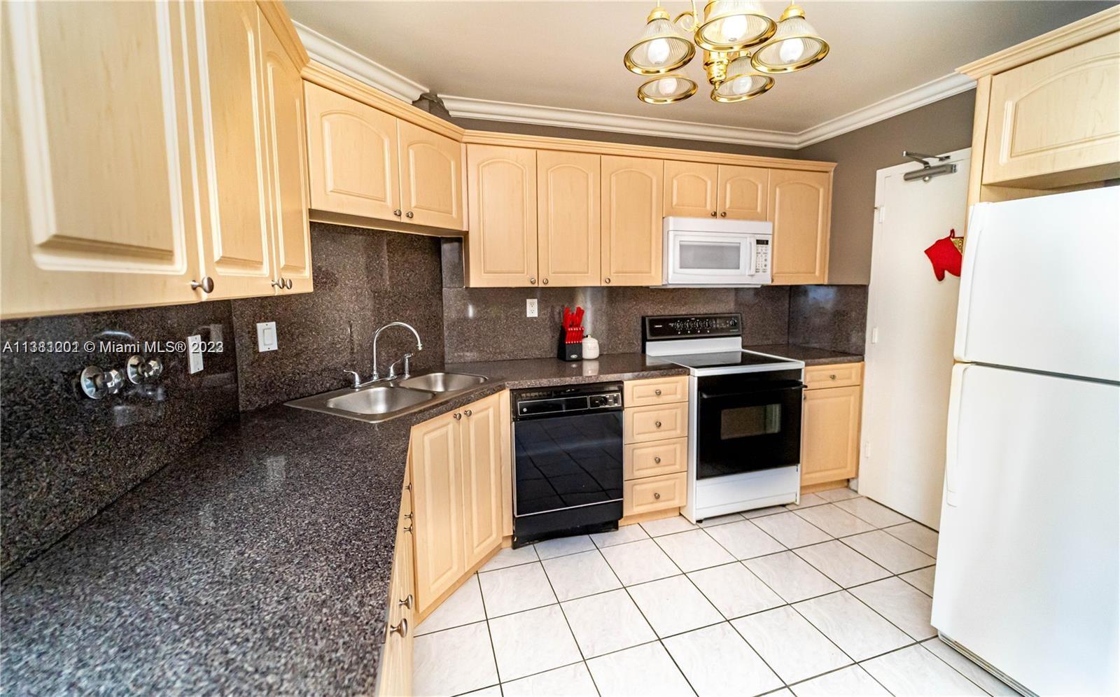 OCEAN CLUB CONDO - Residential Lease