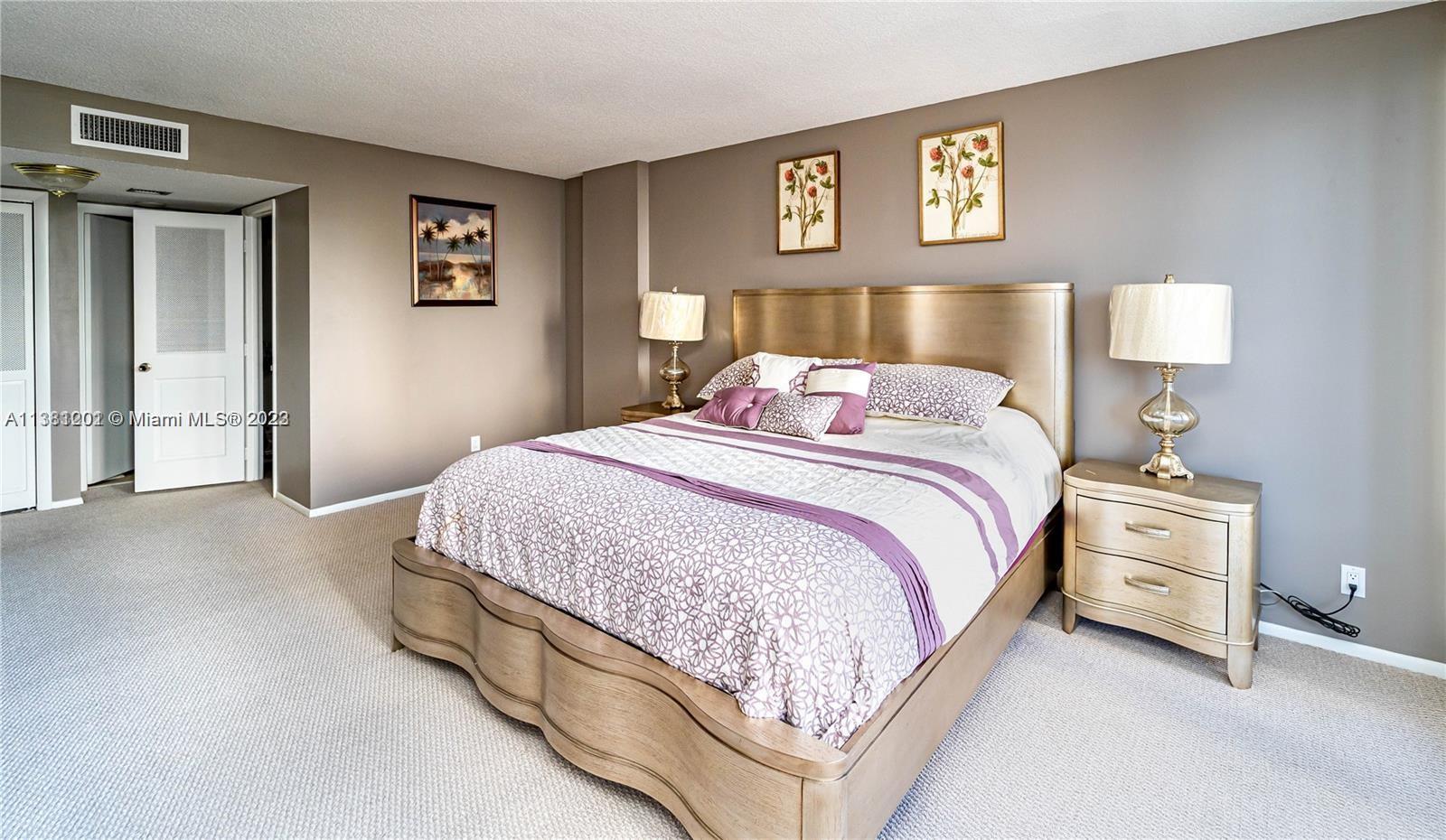 OCEAN CLUB CONDO - Residential Lease