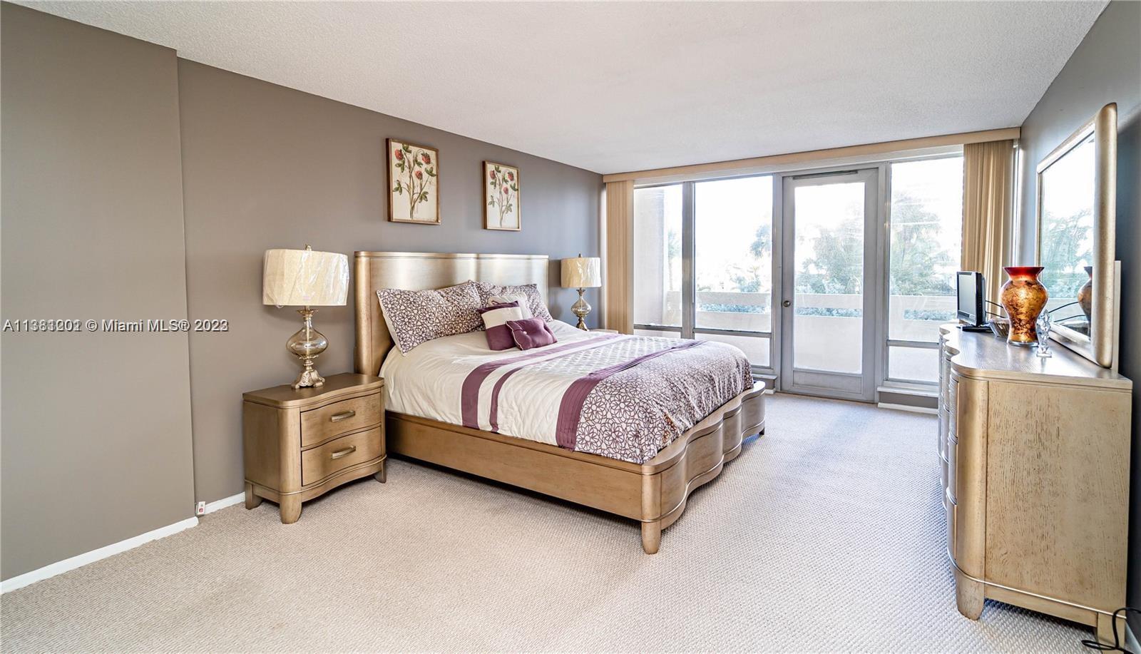 OCEAN CLUB CONDO - Residential Lease