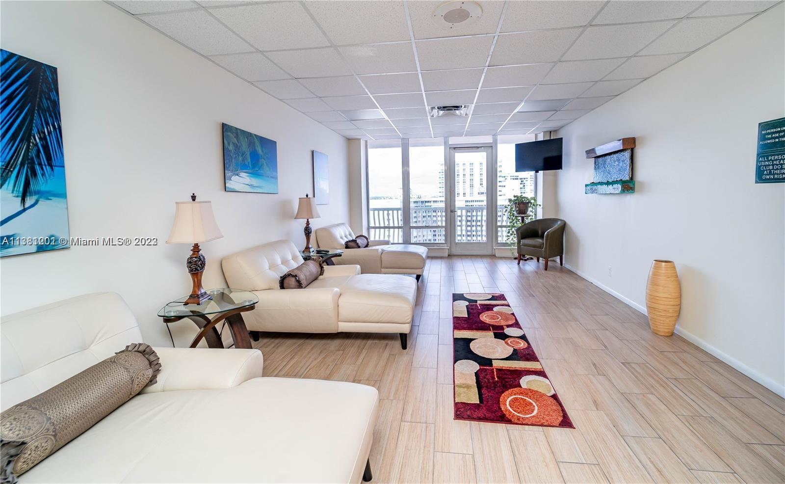 OCEAN CLUB CONDO - Residential Lease