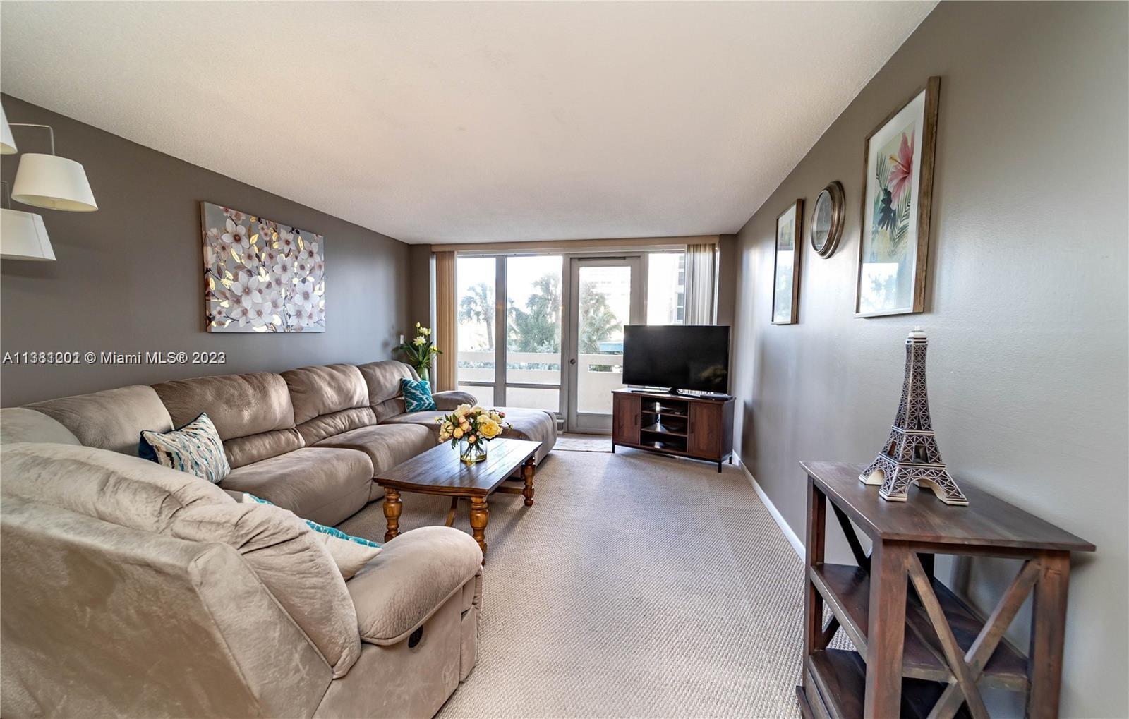 OCEAN CLUB CONDO - Residential Lease