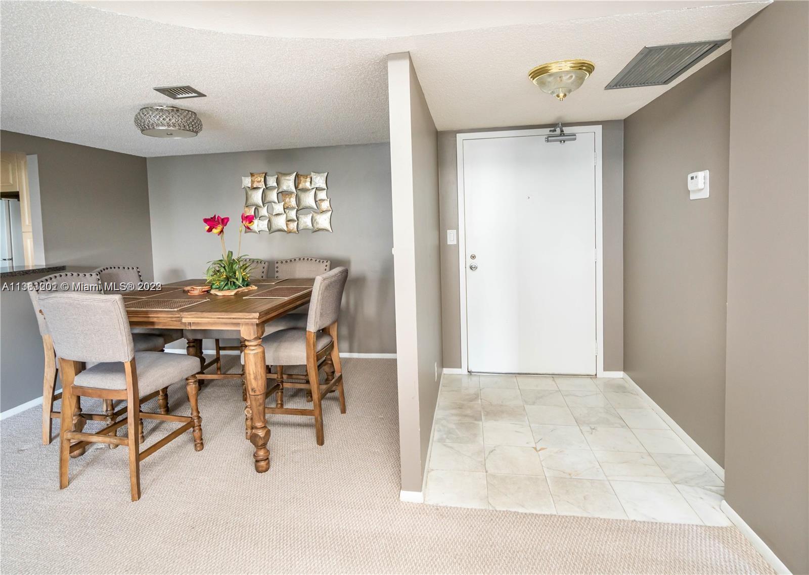 OCEAN CLUB CONDO - Residential Lease