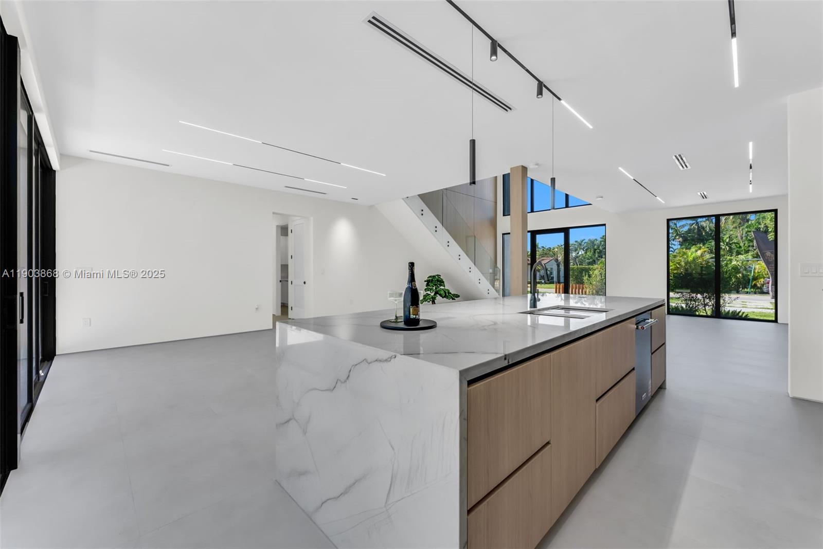 FOUST SUB - Residential