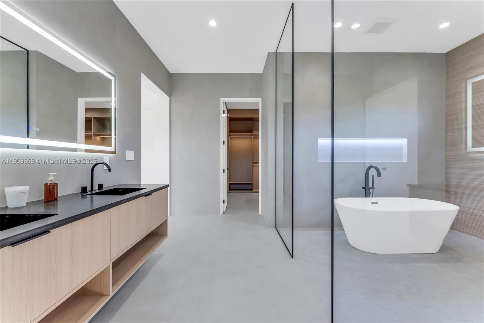 FOUST SUB - Residential