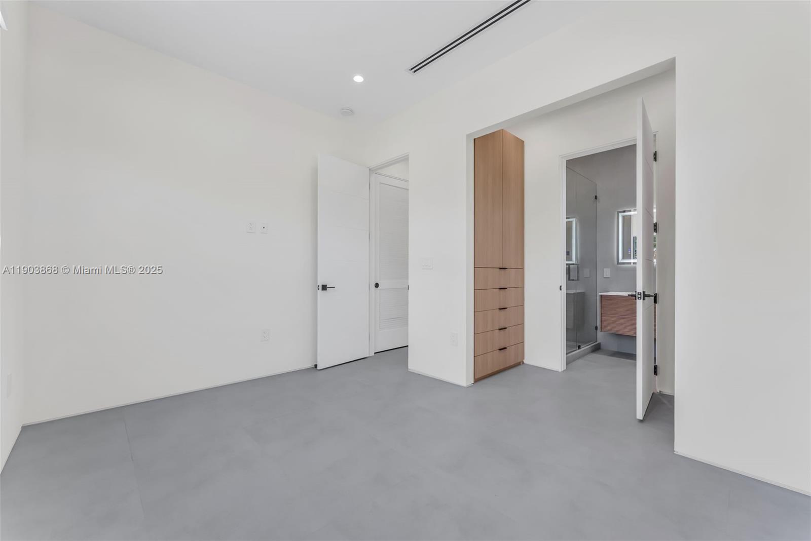 FOUST SUB - Residential