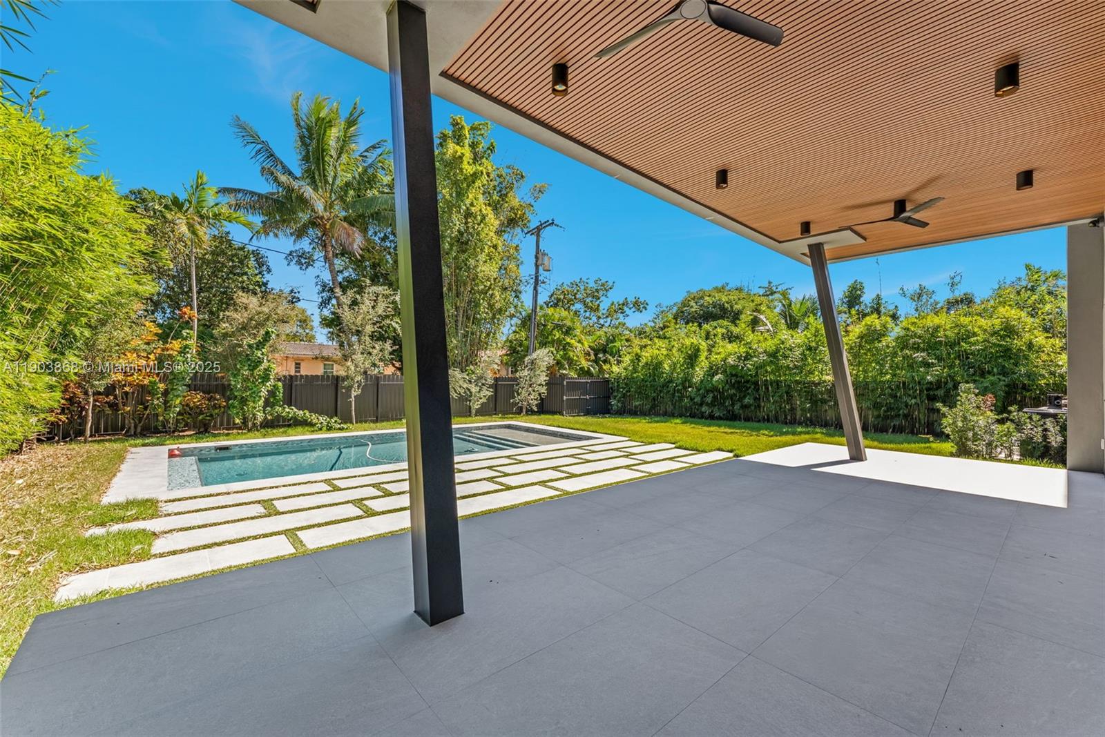 FOUST SUB - Residential