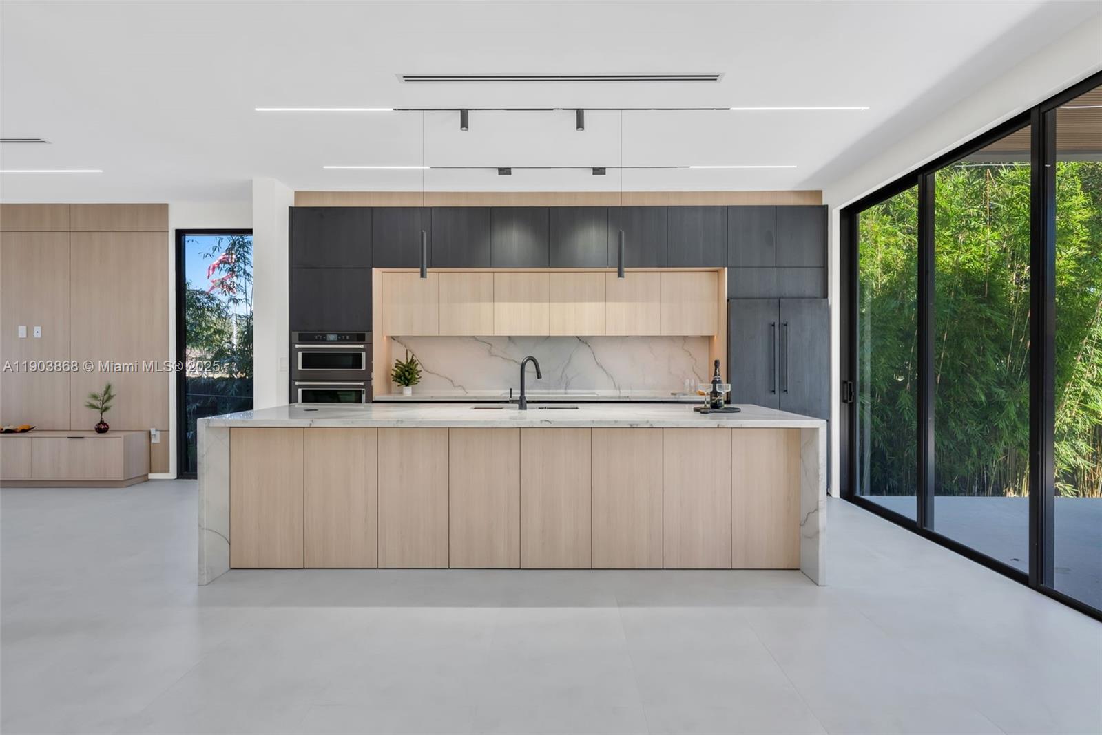 FOUST SUB - Residential