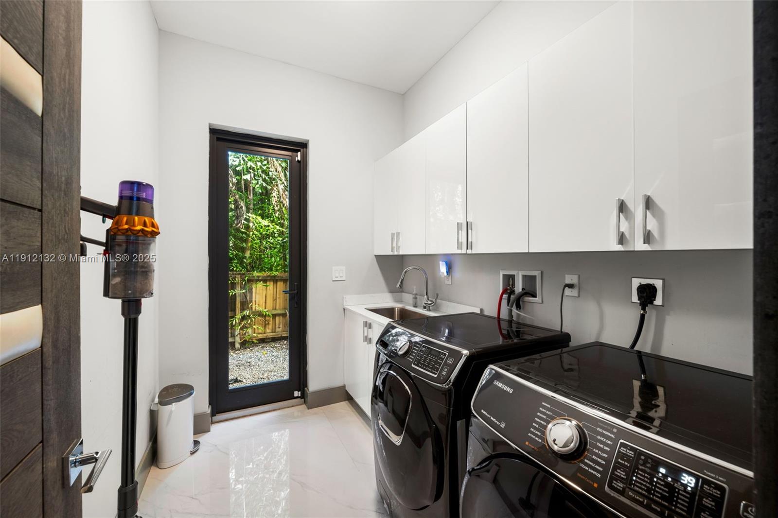 South Grove - Residential