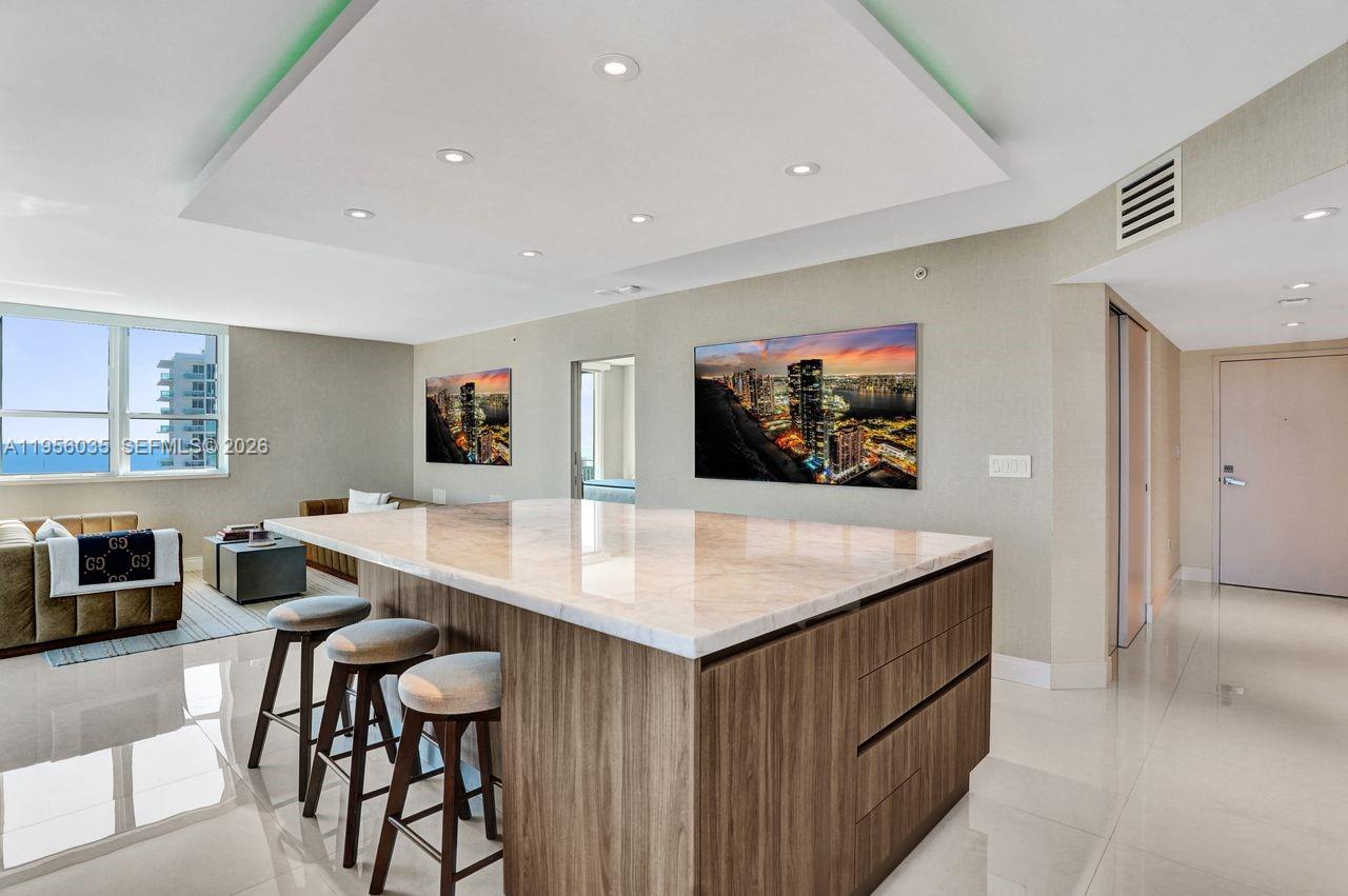 YACHT CLUB AT PORTOFINO C - Residential