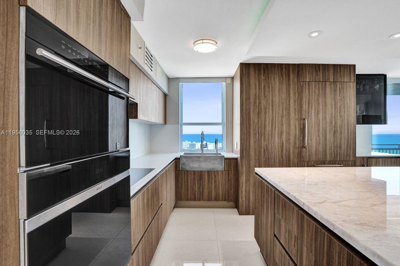 YACHT CLUB AT PORTOFINO C - Residential