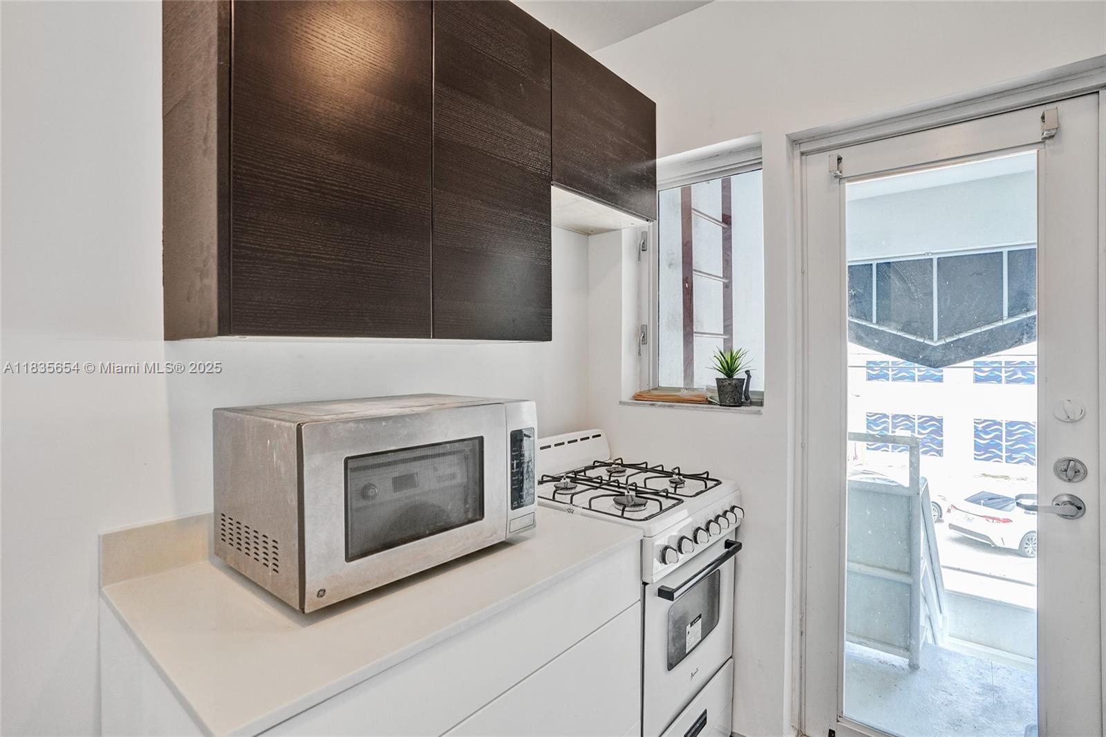 THE MARITIME CONDO - Residential