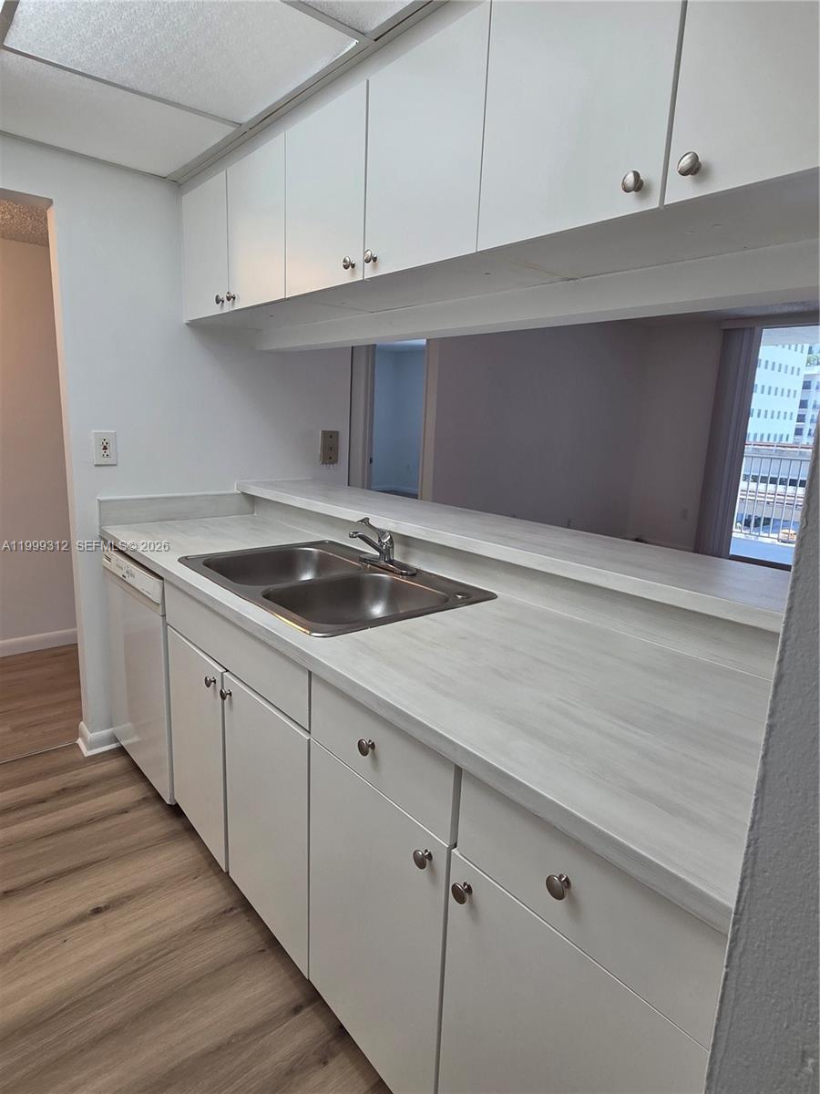 MADISON DOWNTOWN CONDO - Residential