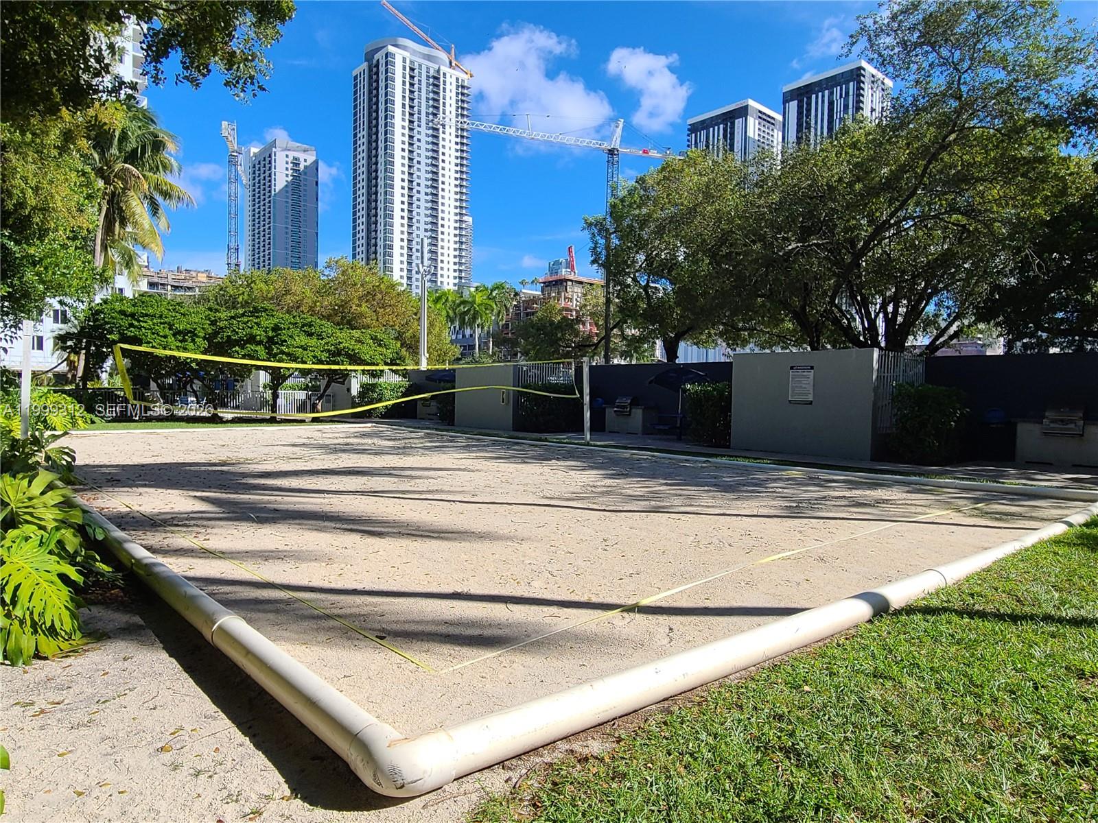 MADISON DOWNTOWN CONDO - Residential