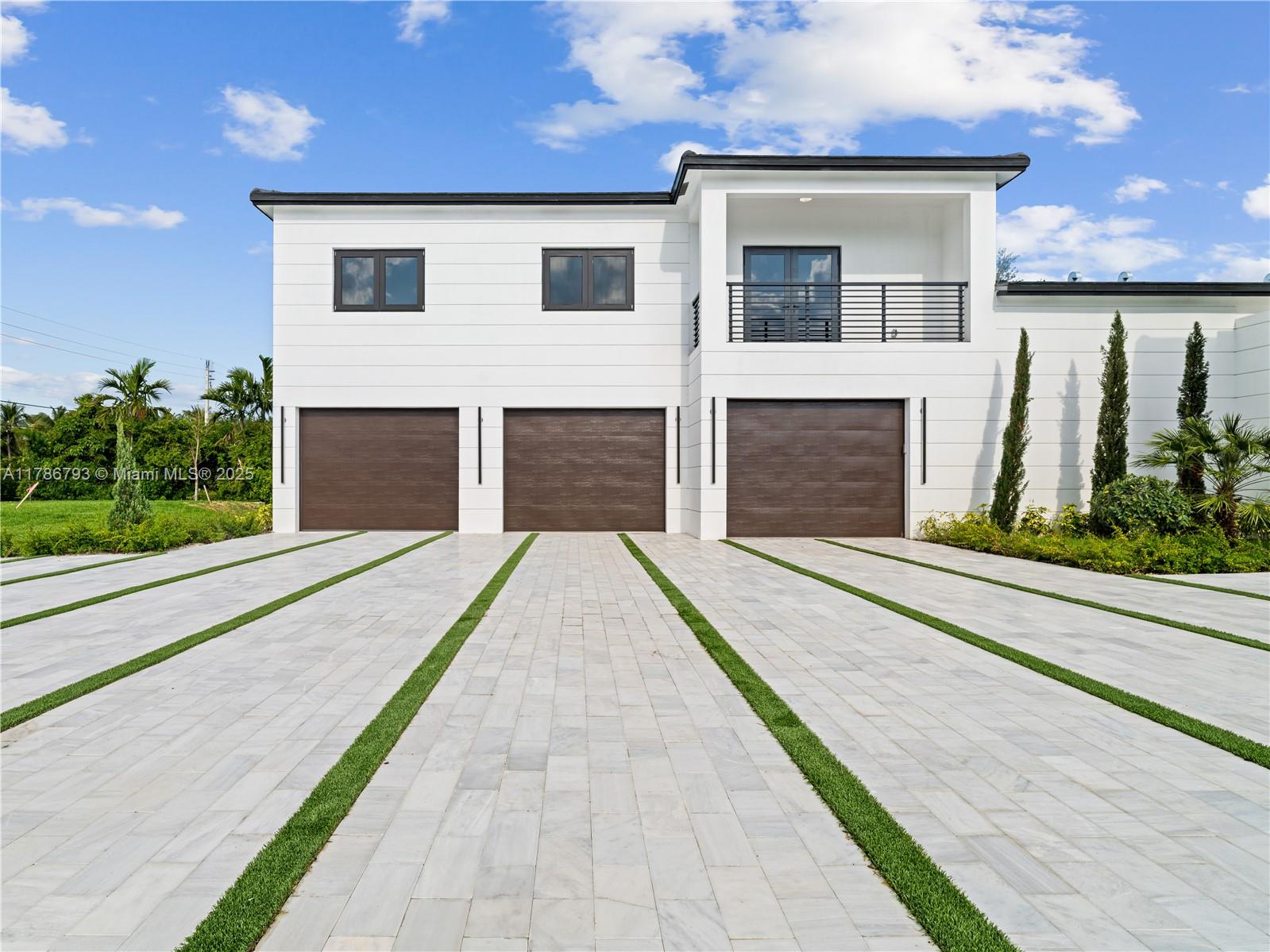 CHAMBERS LAND CO SUB SE1/ - Residential