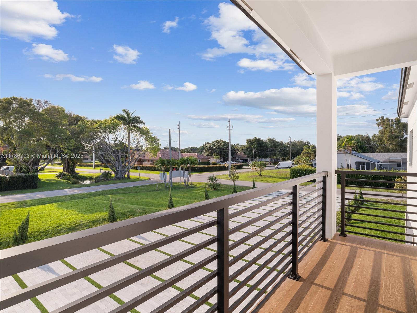 CHAMBERS LAND CO SUB SE1/ - Residential