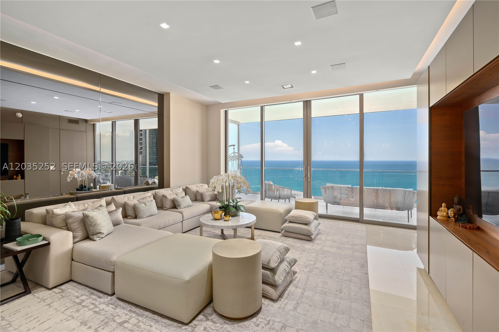 18975 Collins Ave 3603