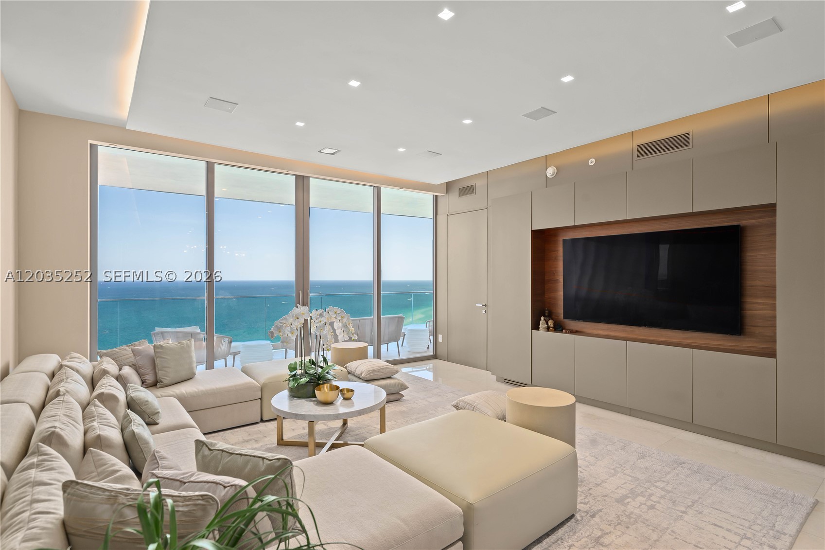 18975 Collins Ave 3603