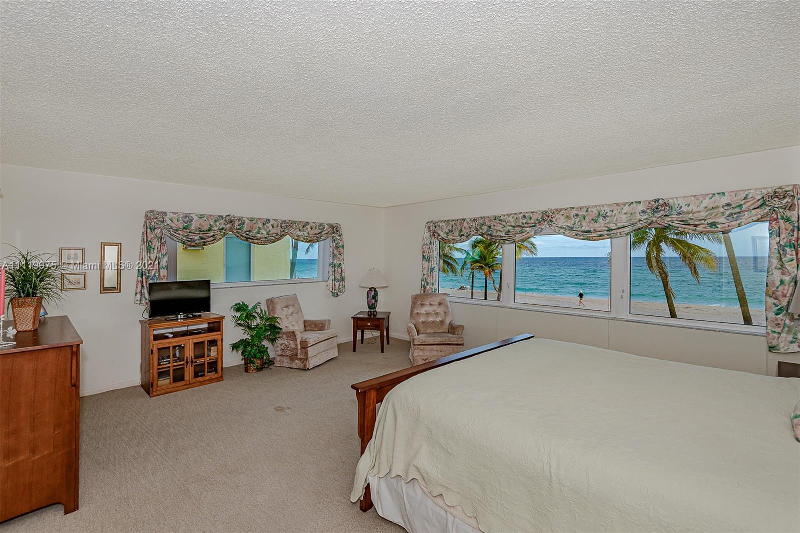 WINDSWEPT CLUB CONDO - Residential