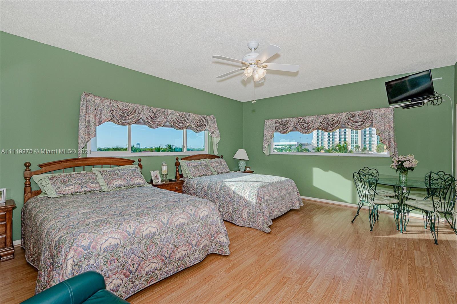 WINDSWEPT CLUB CONDO - Residential