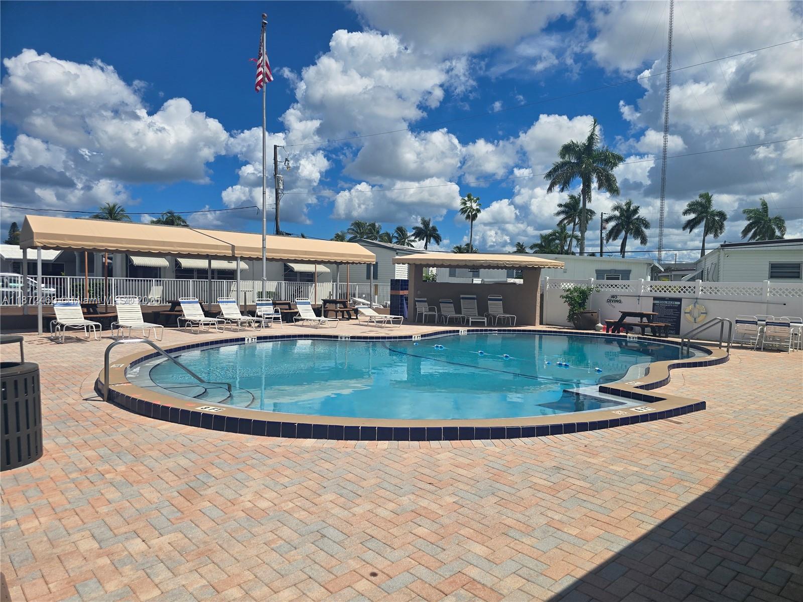 ORANGEBROOK HARBOR - Residential