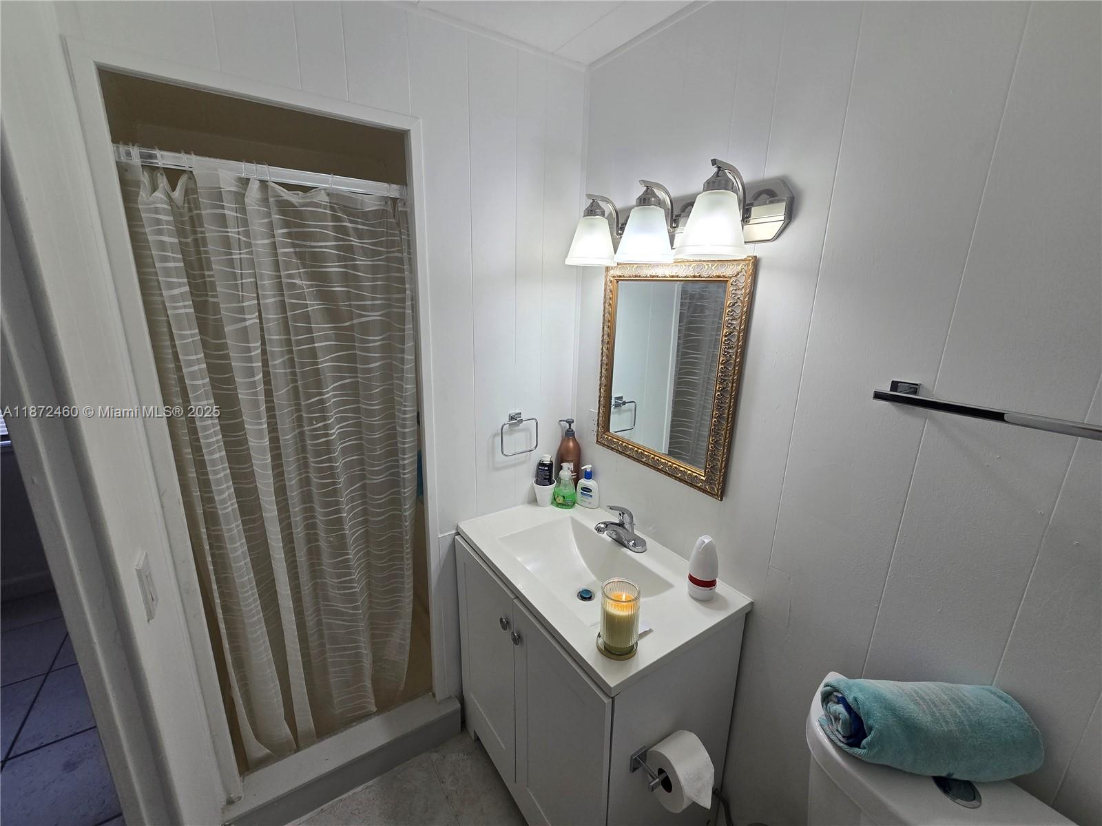 ORANGEBROOK HARBOR - Residential