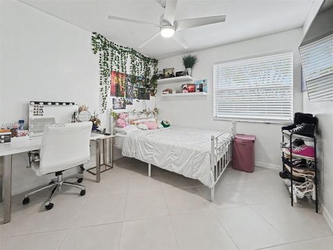Tiny photo for 12702 SW 151st Ln, Miami, FL 33186 (MLS # A12012068)