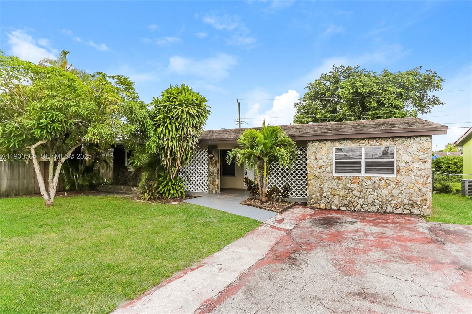 MIRAMAR SEC 9 - Residential Lease