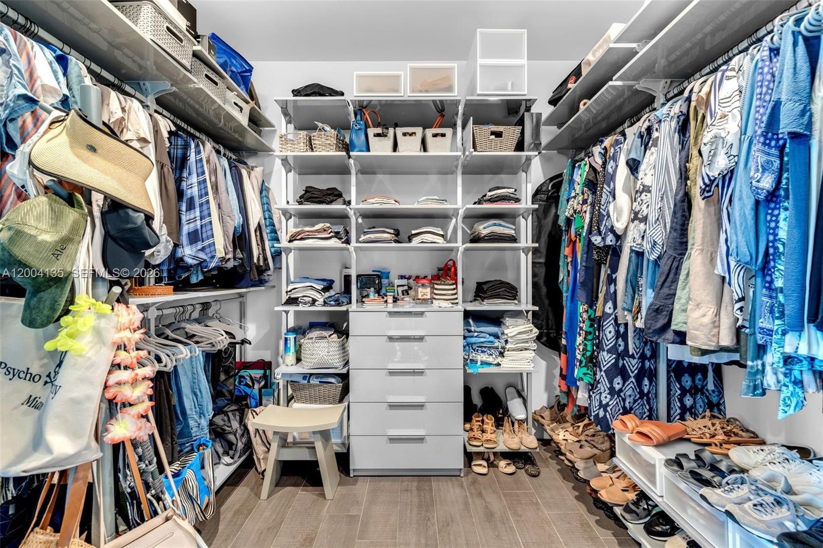 OCEANA KEY BISCAYNE CONDO - Residential