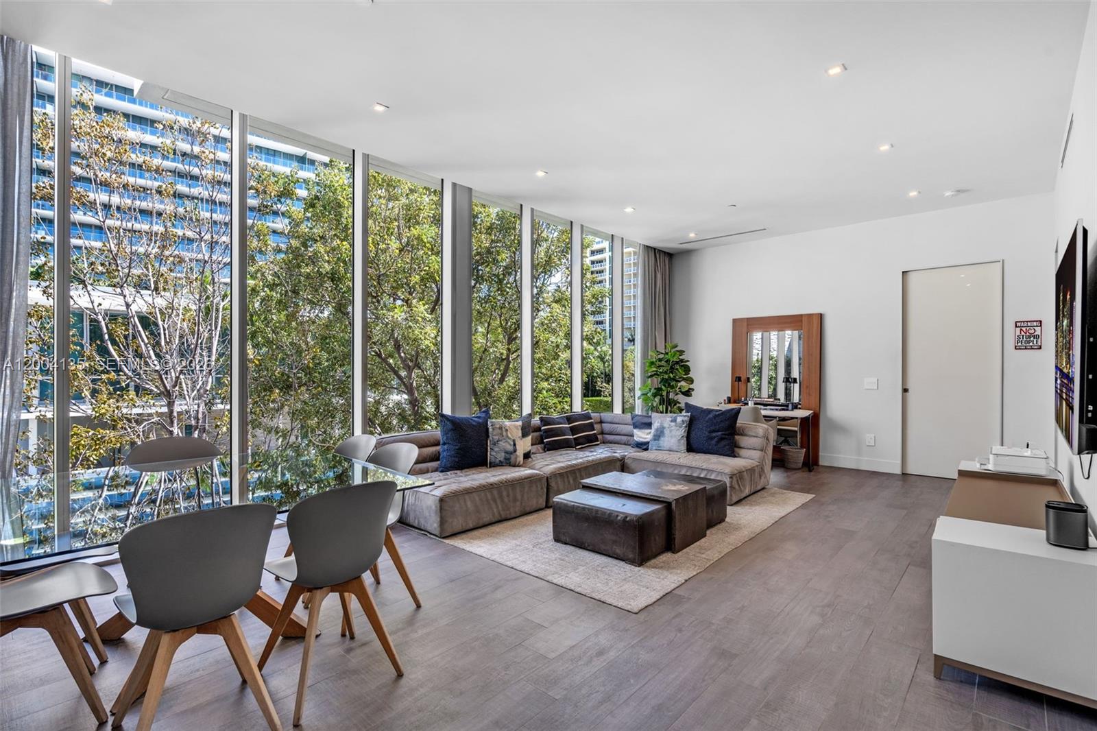 OCEANA KEY BISCAYNE CONDO - Residential