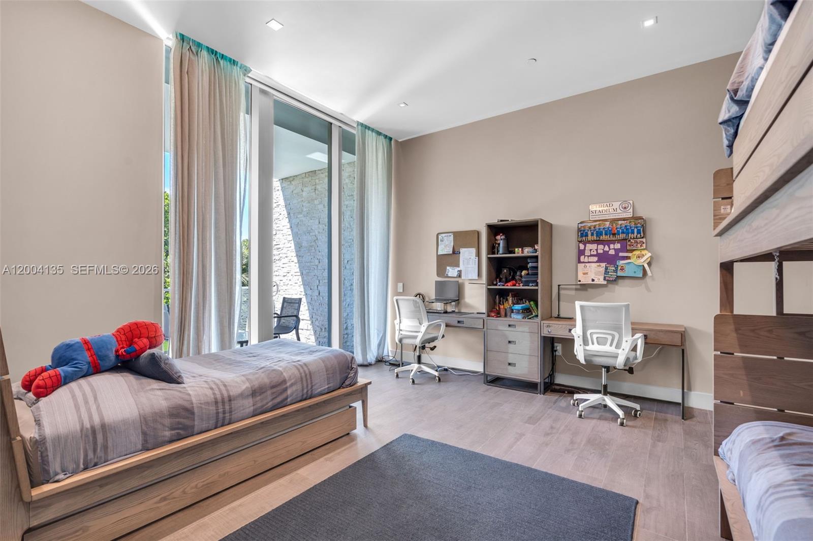 OCEANA KEY BISCAYNE CONDO - Residential