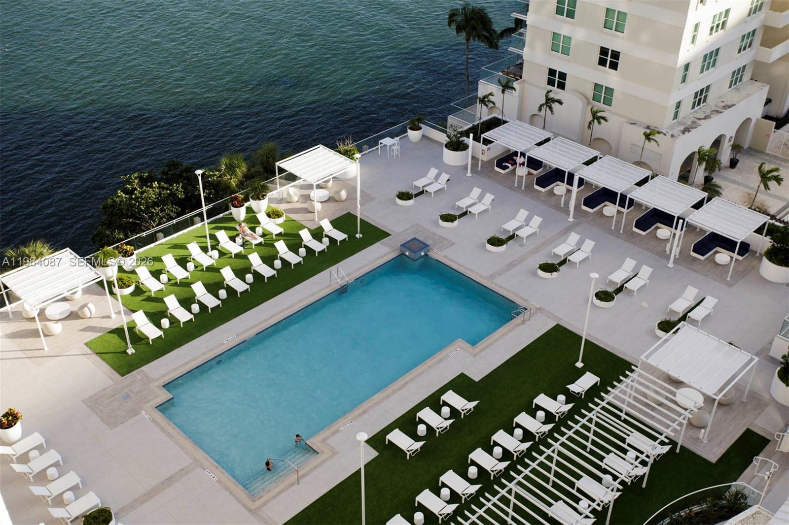 ISOLA CONDO - Residential Lease