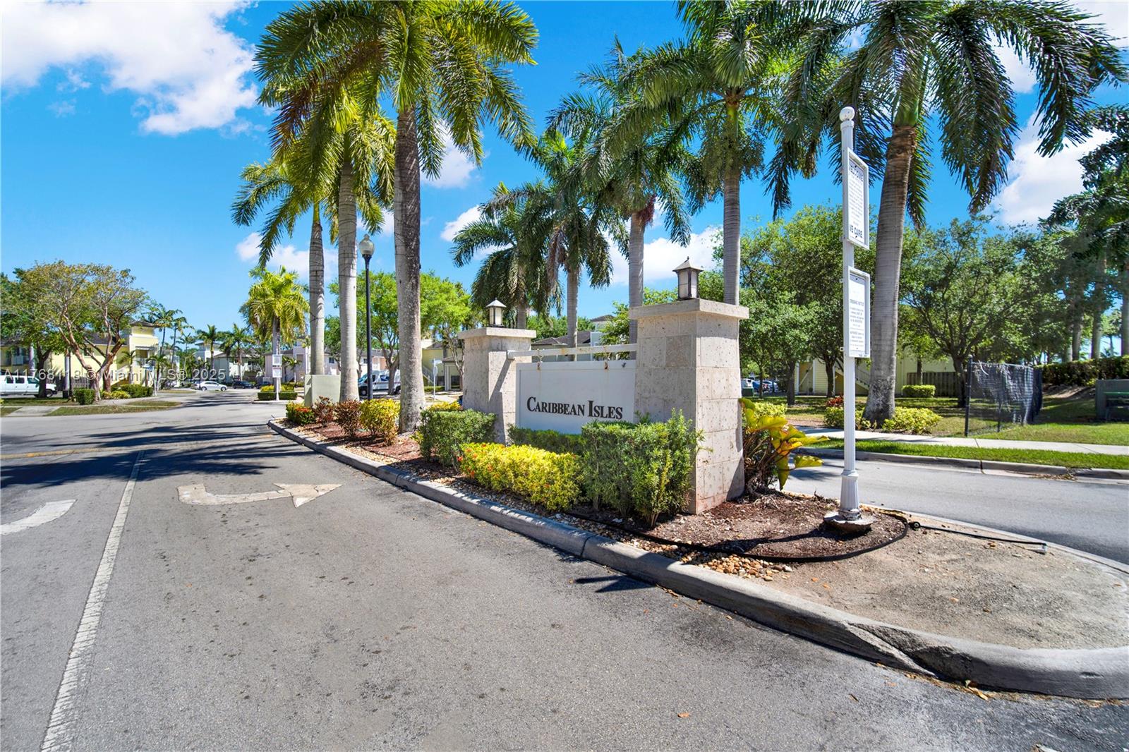 Property for Sale at 374 Ne 27th Ave 203, Homestead, Miami-Dade County, Florida - Bedrooms: 2 
Bathrooms: 2  - $225,000
