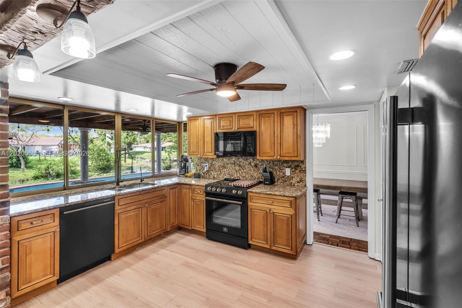 CLUSTERS CORAL SPRINGS - Residential