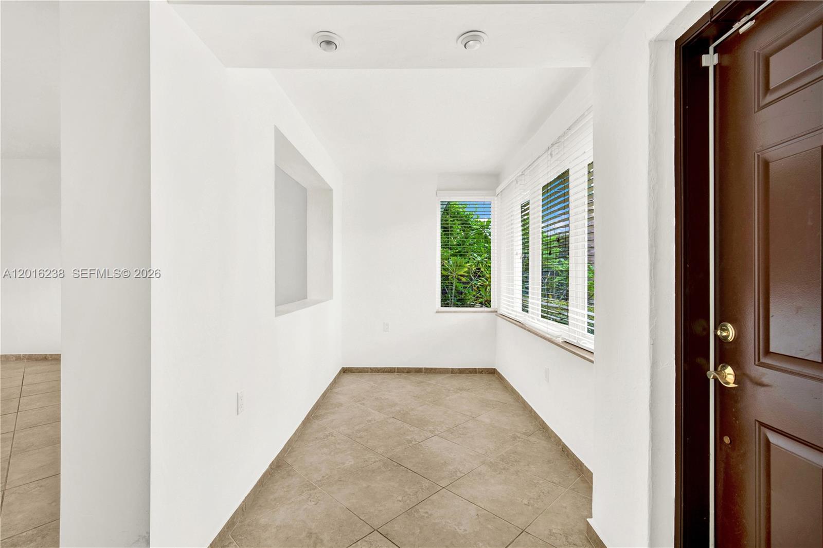 REID MANOR 1ST ADDN - Residential Lease