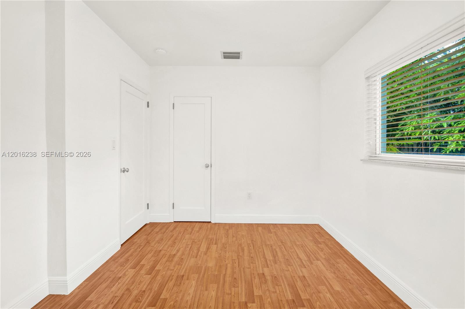 REID MANOR 1ST ADDN - Residential Lease