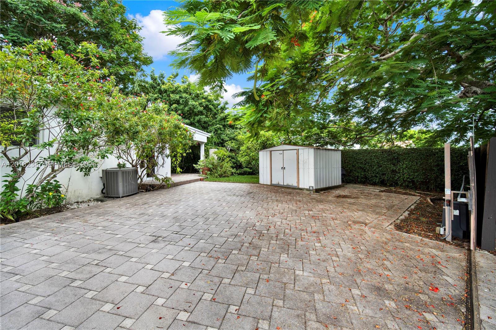 REID MANOR 1ST ADDN - Residential Lease