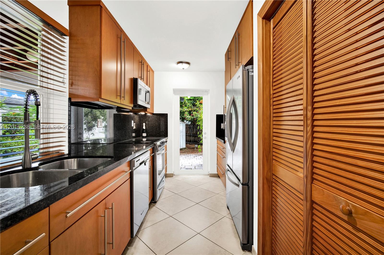 REID MANOR 1ST ADDN - Residential Lease