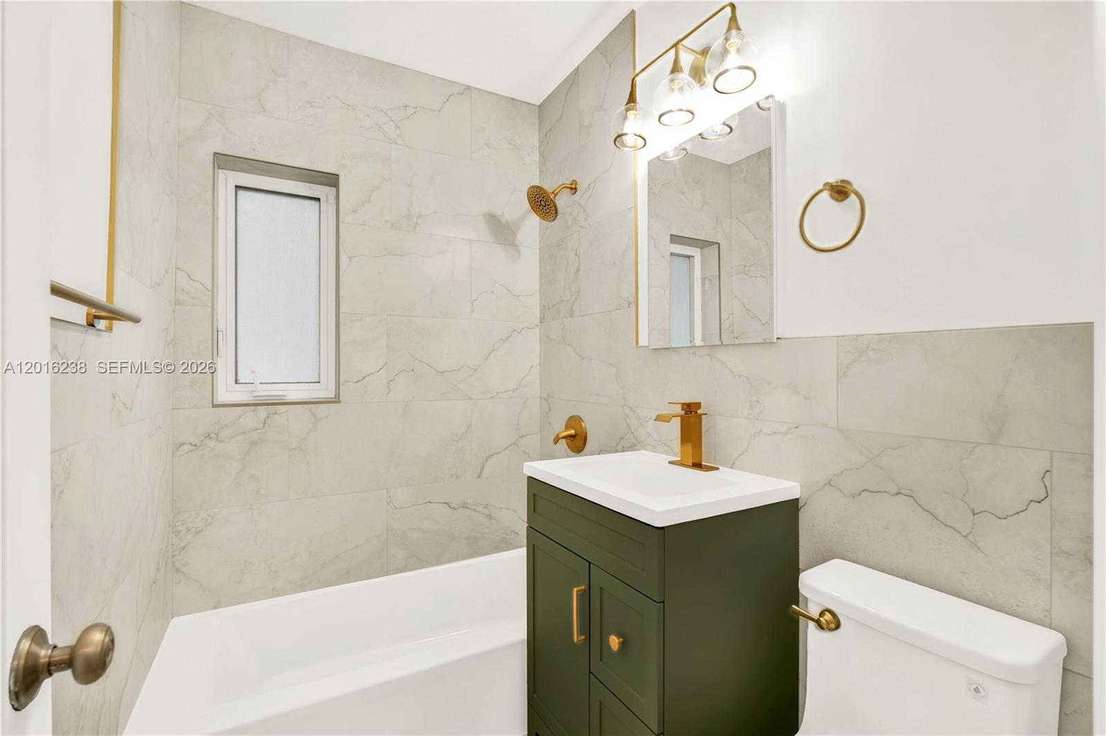 REID MANOR 1ST ADDN - Residential Lease