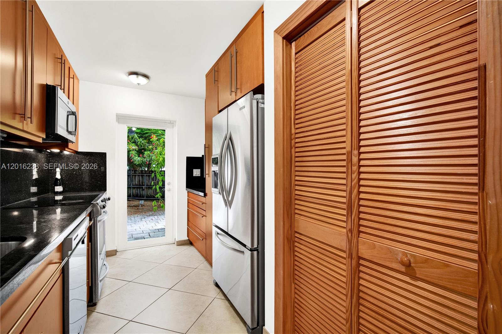 REID MANOR 1ST ADDN - Residential Lease