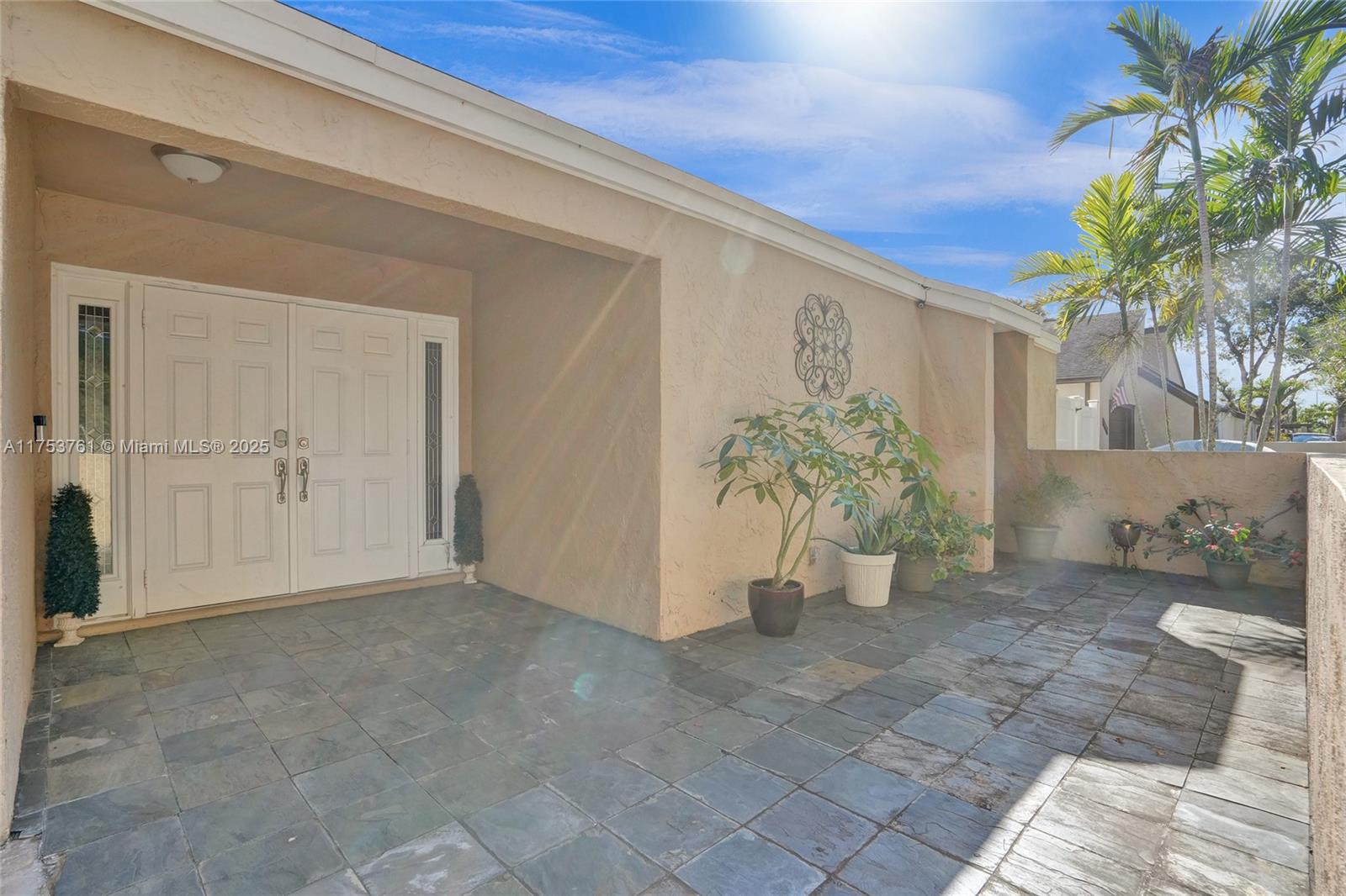 9440 SW 49th Pl