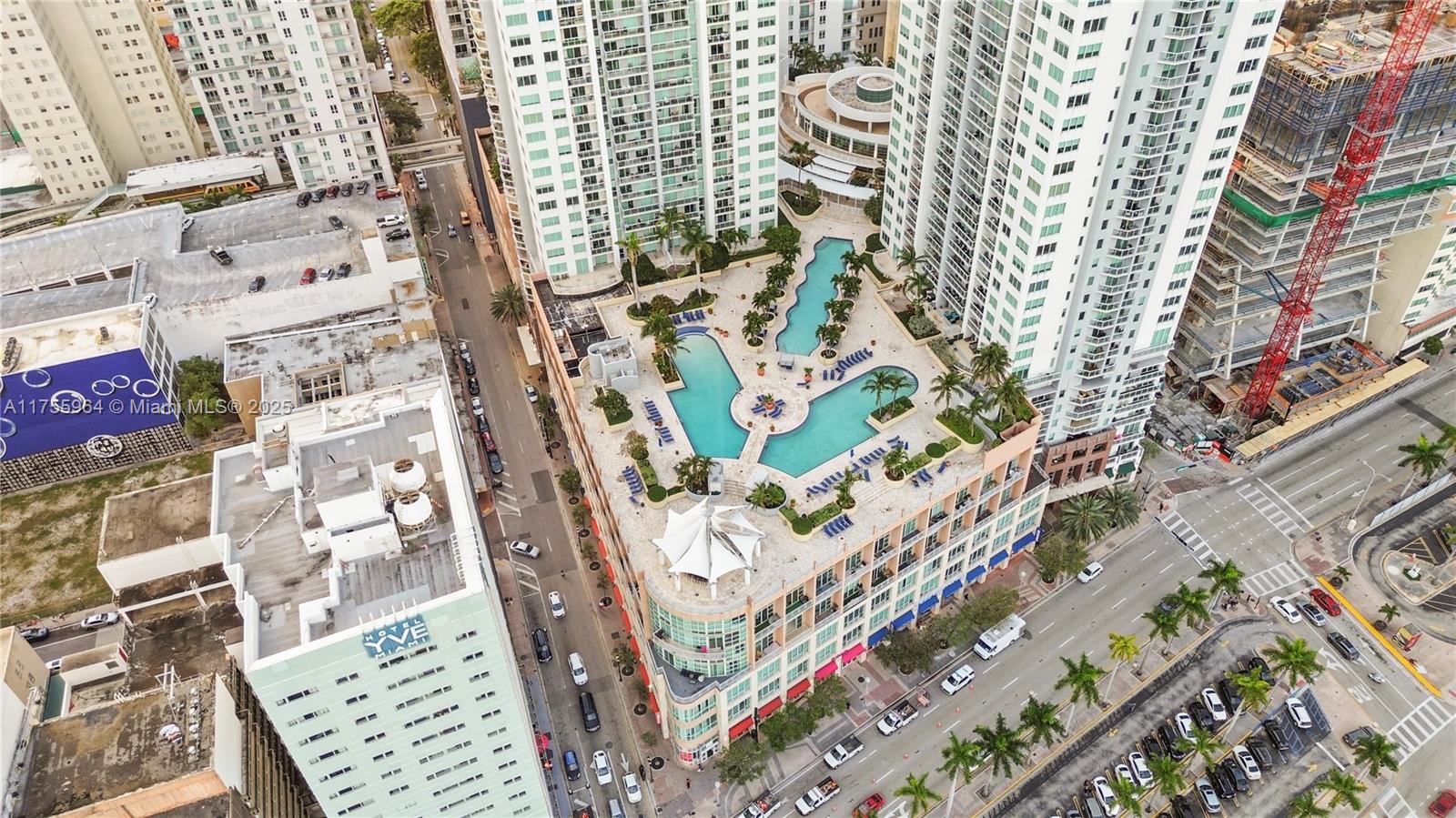 253 Ne 2nd St 2104, Miami, Broward County, Florida - 1 Bedrooms  
1 Bathrooms - 