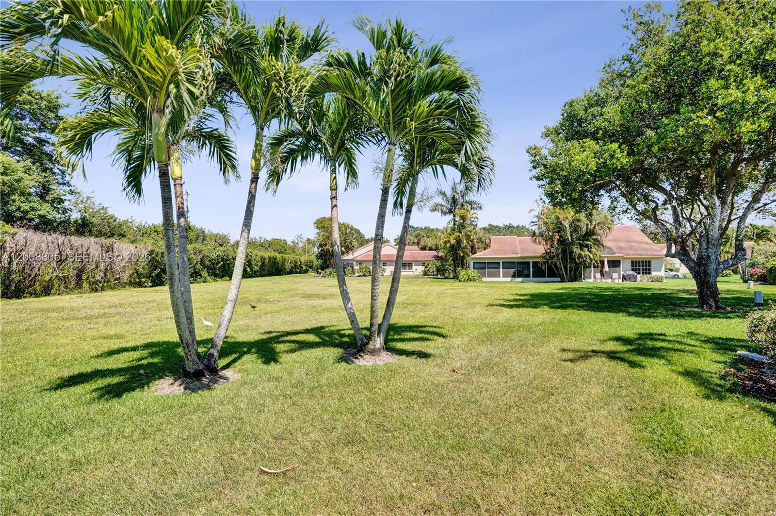 EMERALD POINTE 1 - Residential