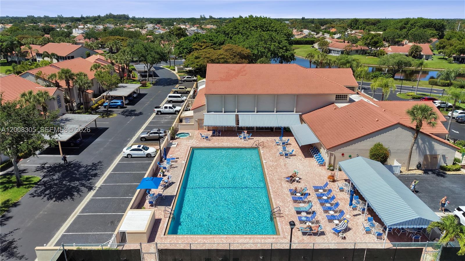 EMERALD POINTE 1 - Residential