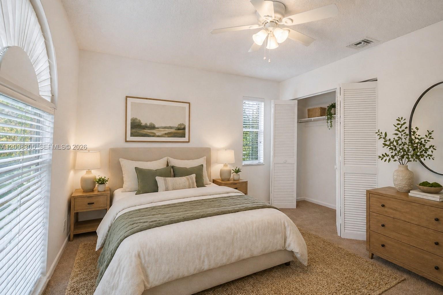 EMERALD POINTE 1 - Residential