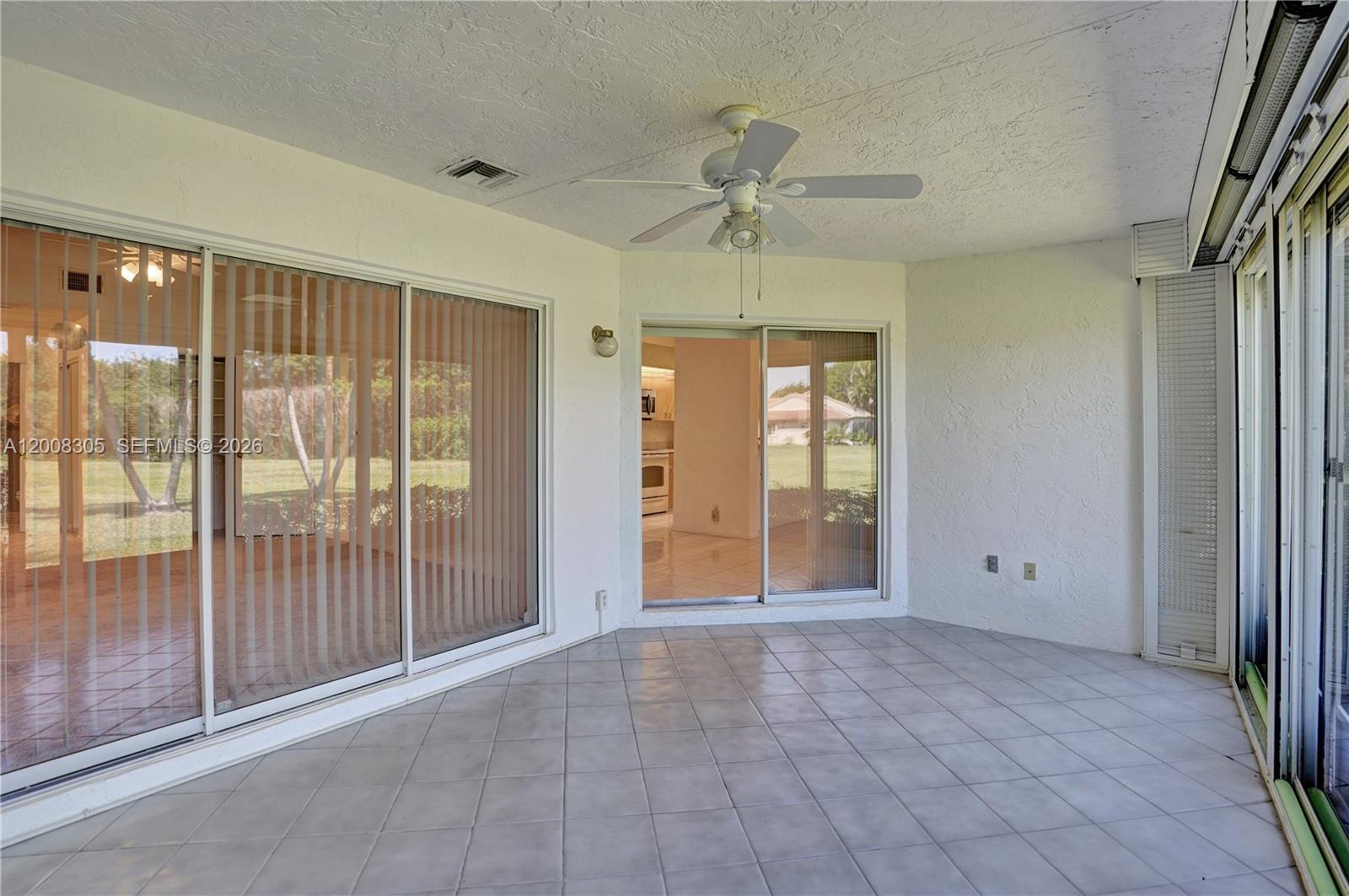 EMERALD POINTE 1 - Residential