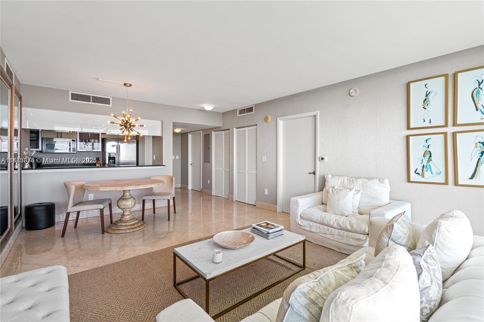 1800 CLUB CONDO - Residential Lease