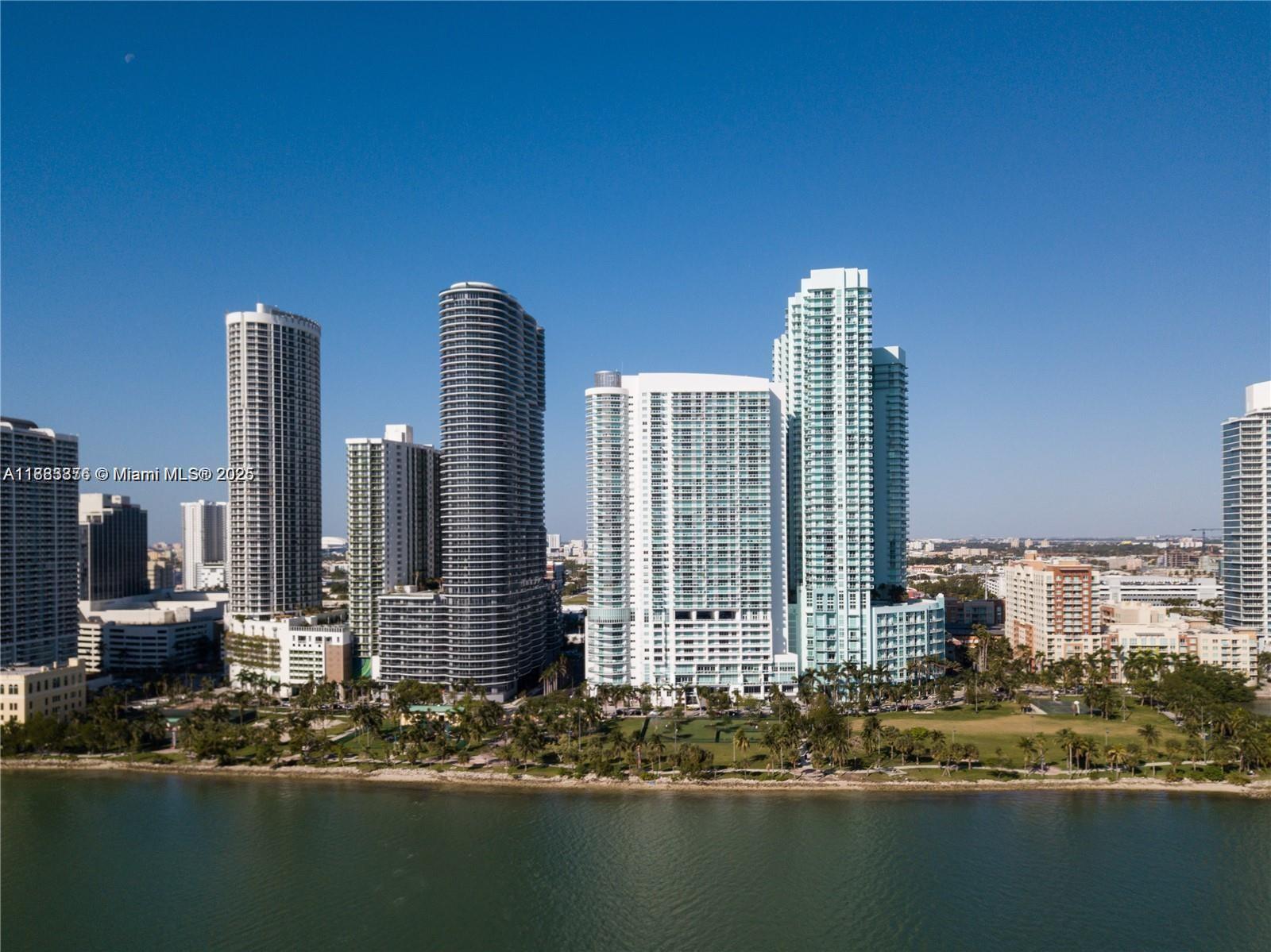 1800 CLUB CONDO - Residential Lease
