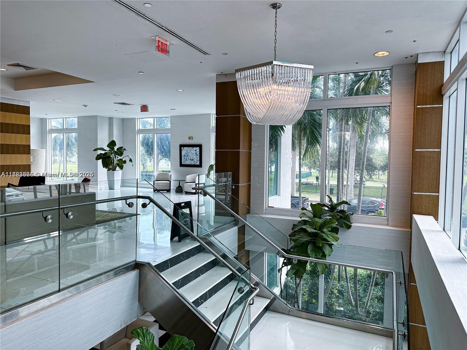 1800 CLUB CONDO - Residential Lease